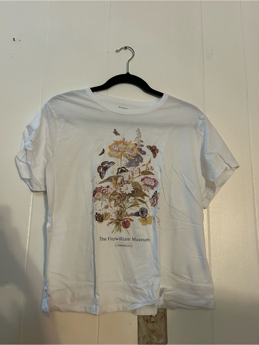 Abercrombie & Fitch White Floral & Butterfly Graphic Tee